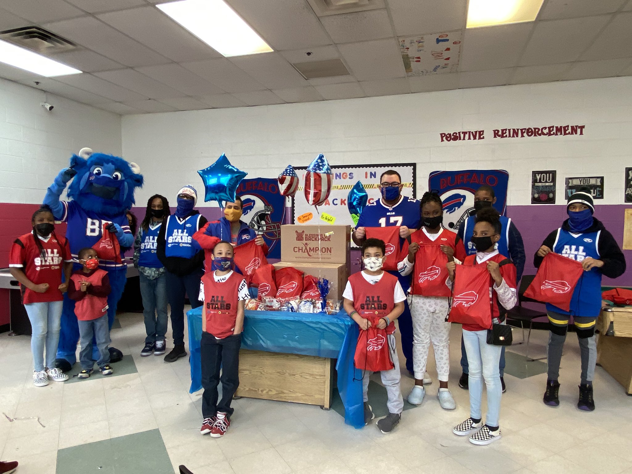 After viral donation campaign started by Bills Mafia, organization distributes bags of food to WNY kids